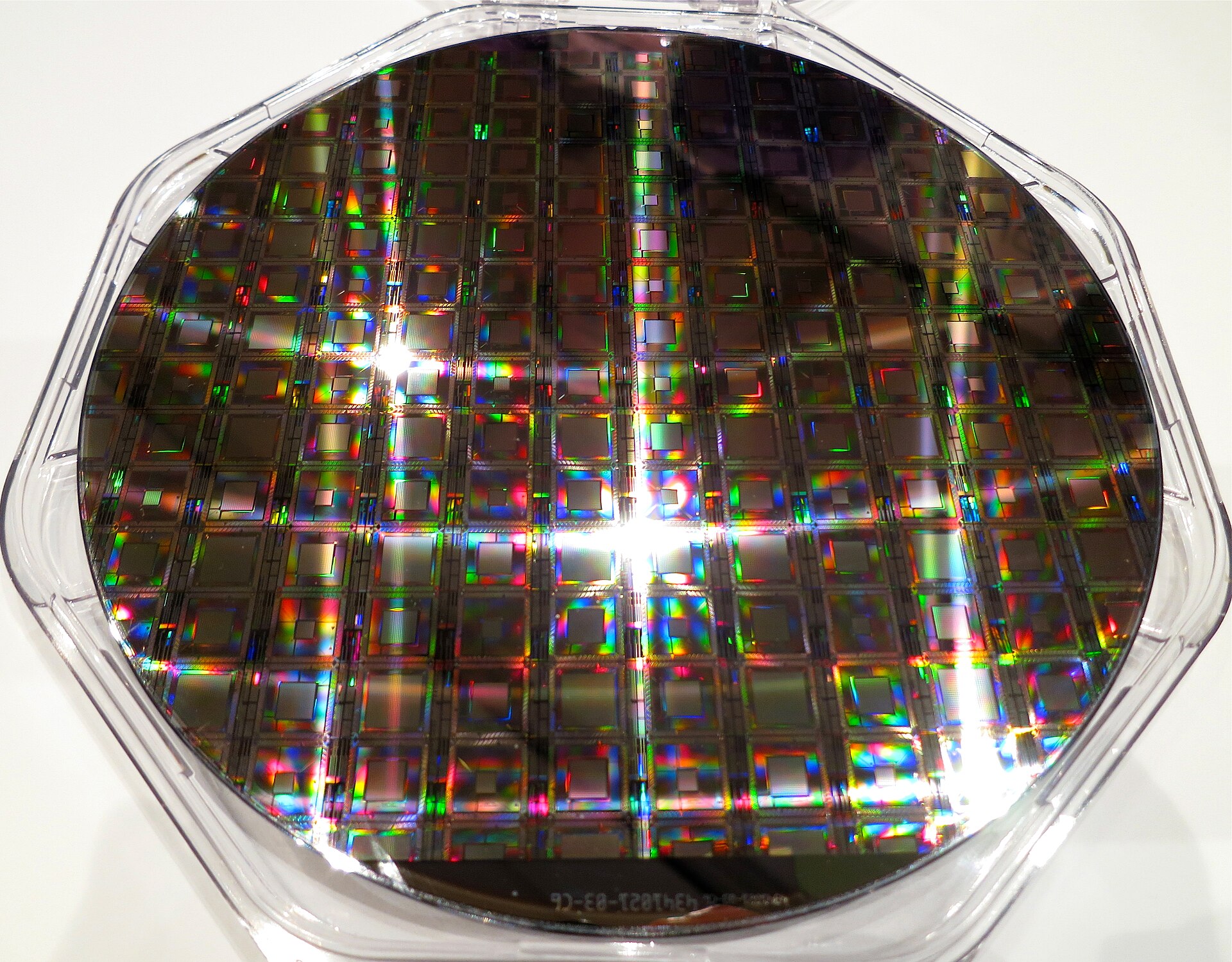 Ville asiatique avec panneaux led