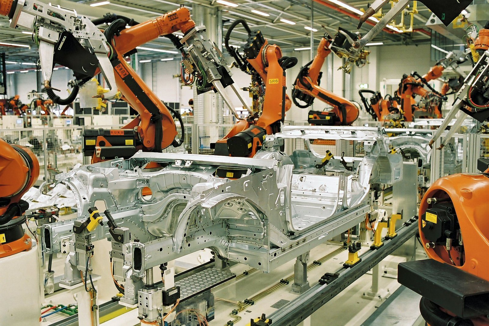 Ligne de production automobile robotisée