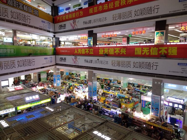 Huaqiang Electronics World, marché de l’électronique de Shenzhen